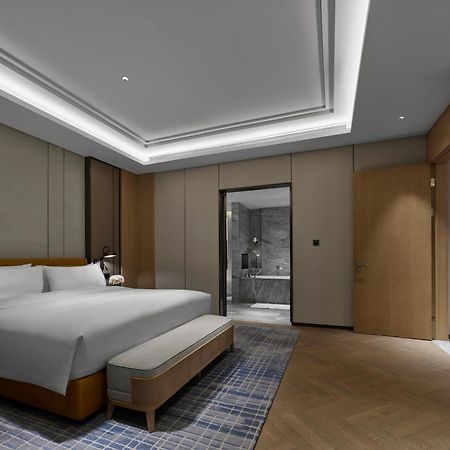 Doubletree By Hilton Chengdu Riverside - Close To Panda Base And Chengdu East Railway Екстериор снимка