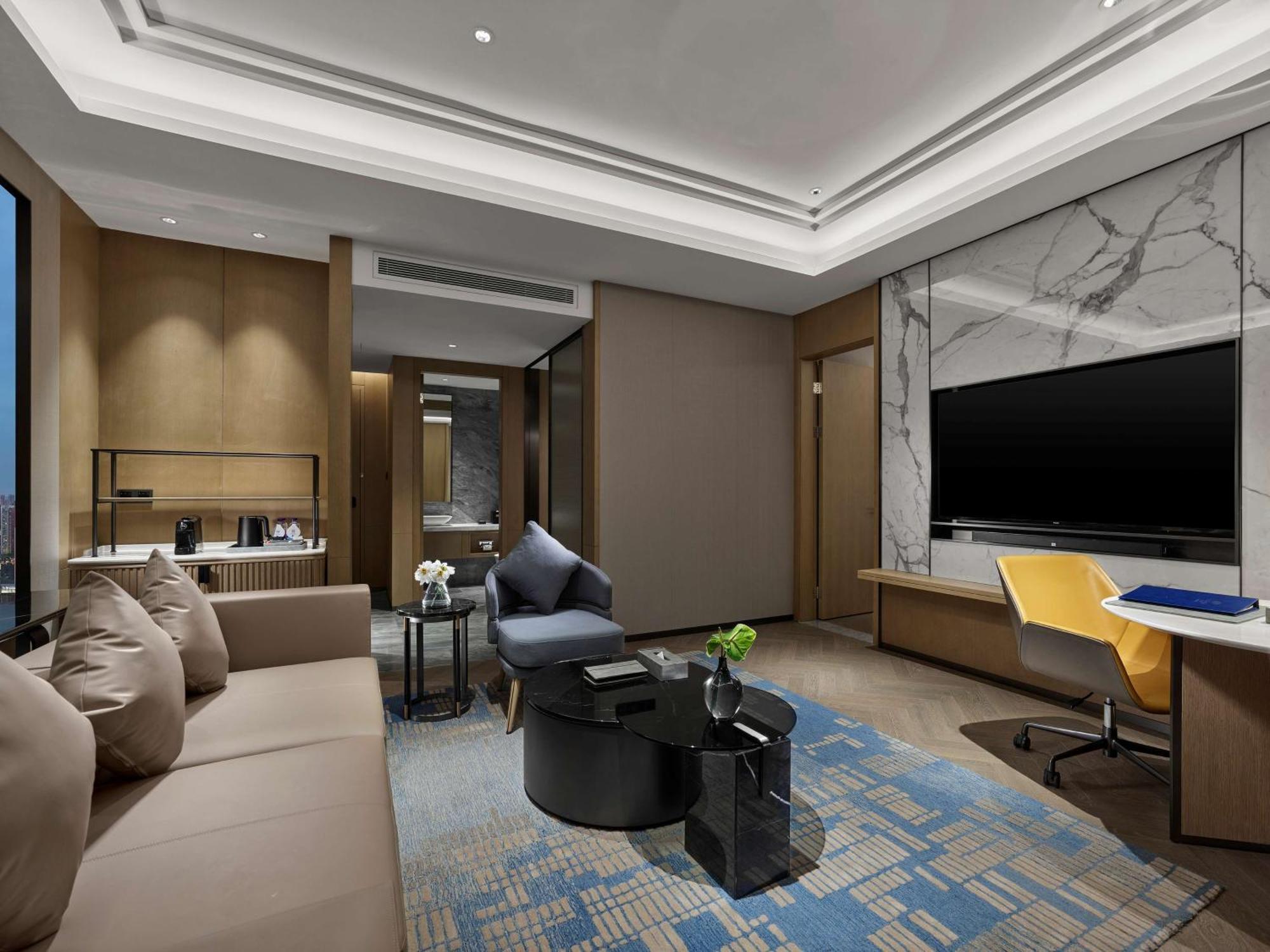 Doubletree By Hilton Chengdu Riverside - Close To Panda Base And Chengdu East Railway Екстериор снимка