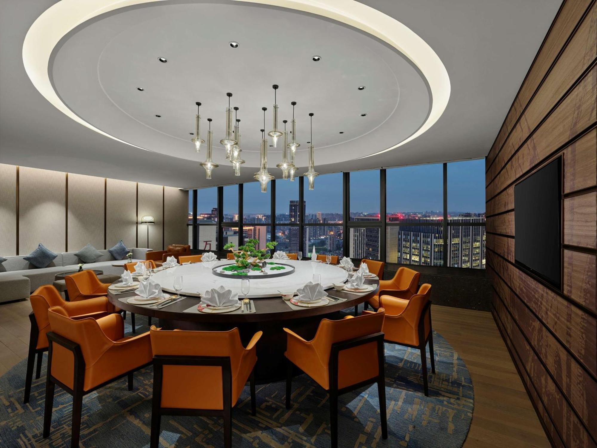 Doubletree By Hilton Chengdu Riverside - Close To Panda Base And Chengdu East Railway Екстериор снимка