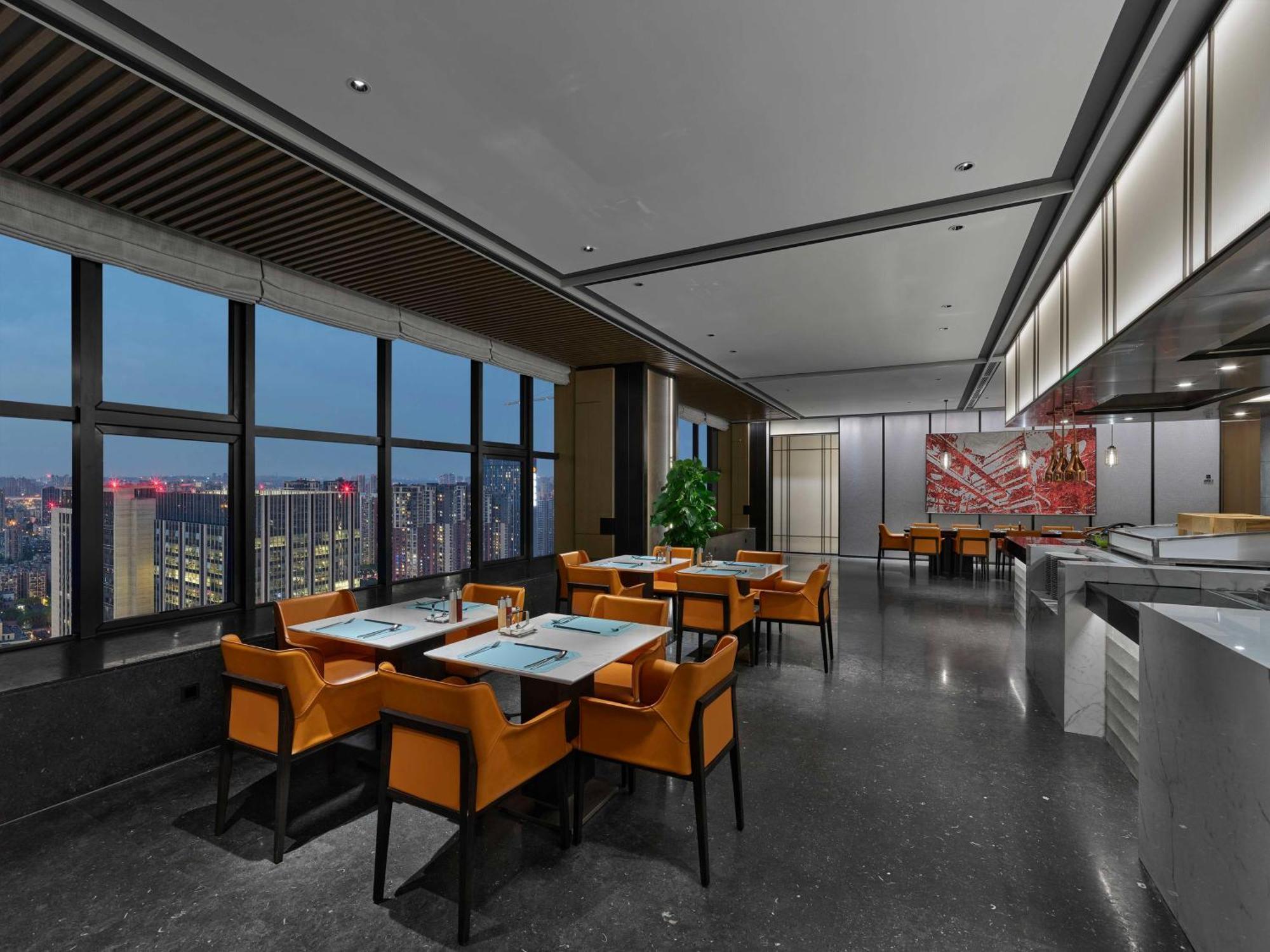 Doubletree By Hilton Chengdu Riverside - Close To Panda Base And Chengdu East Railway Екстериор снимка