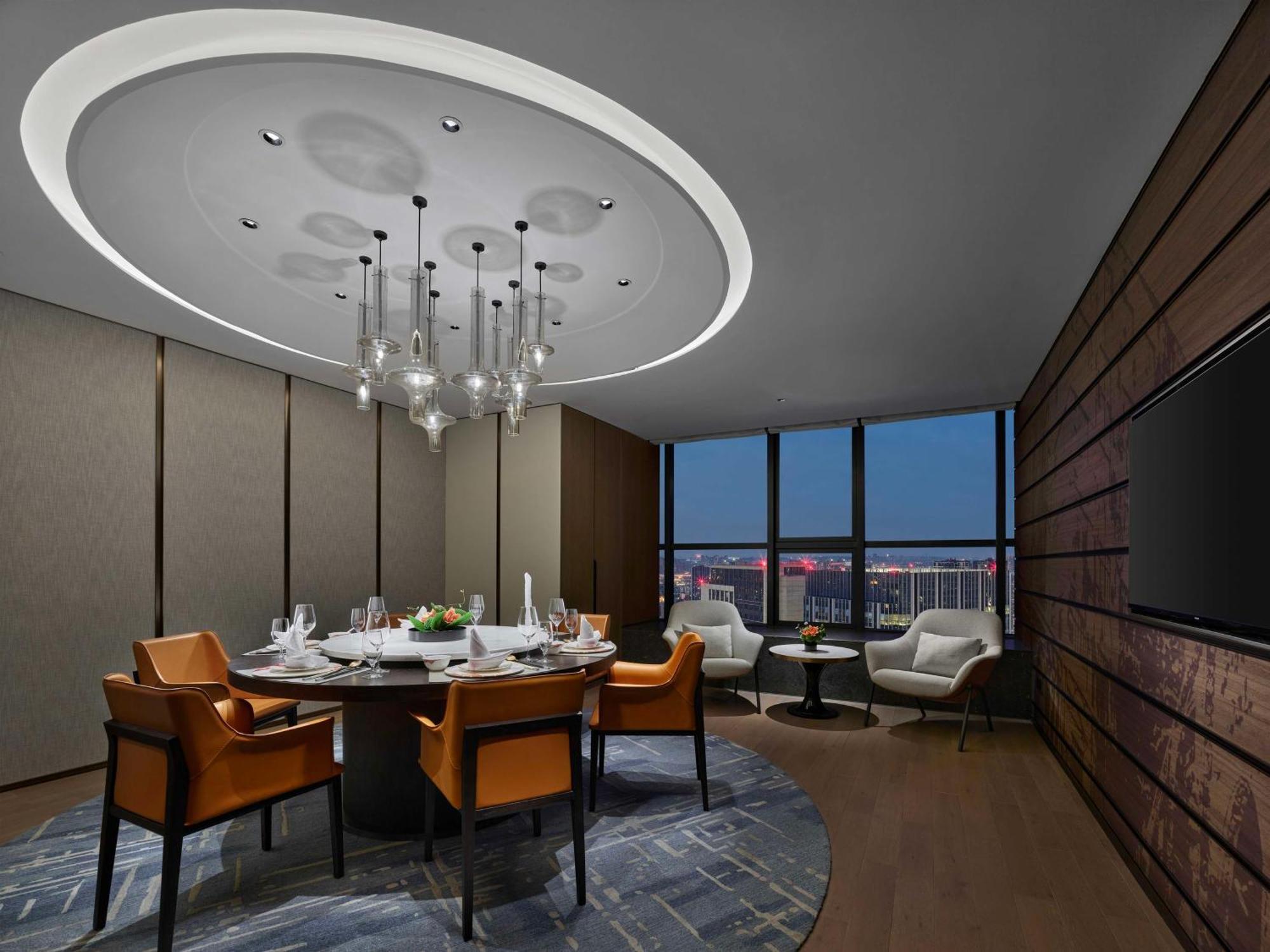 Doubletree By Hilton Chengdu Riverside - Close To Panda Base And Chengdu East Railway Екстериор снимка