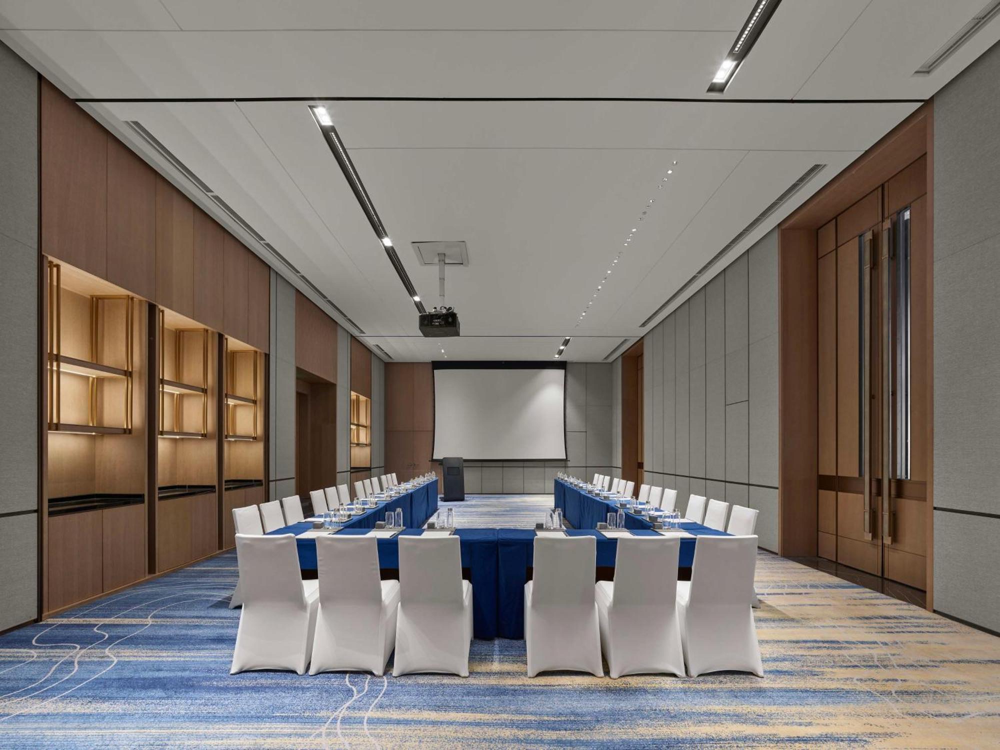 Doubletree By Hilton Chengdu Riverside - Close To Panda Base And Chengdu East Railway Екстериор снимка