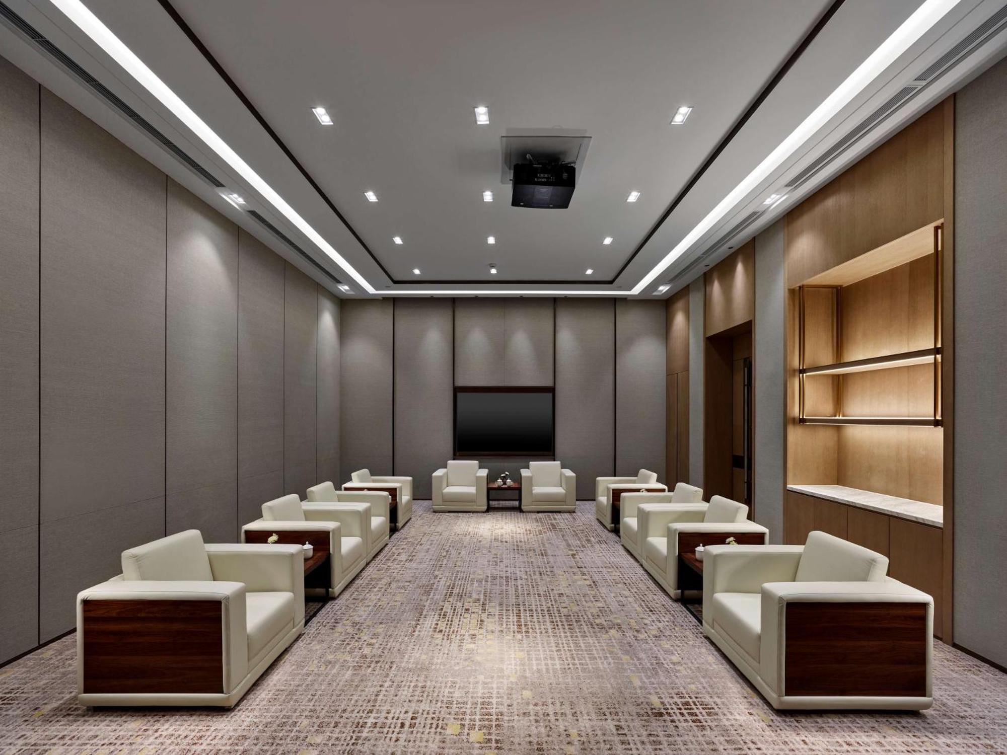 Doubletree By Hilton Chengdu Riverside - Close To Panda Base And Chengdu East Railway Екстериор снимка