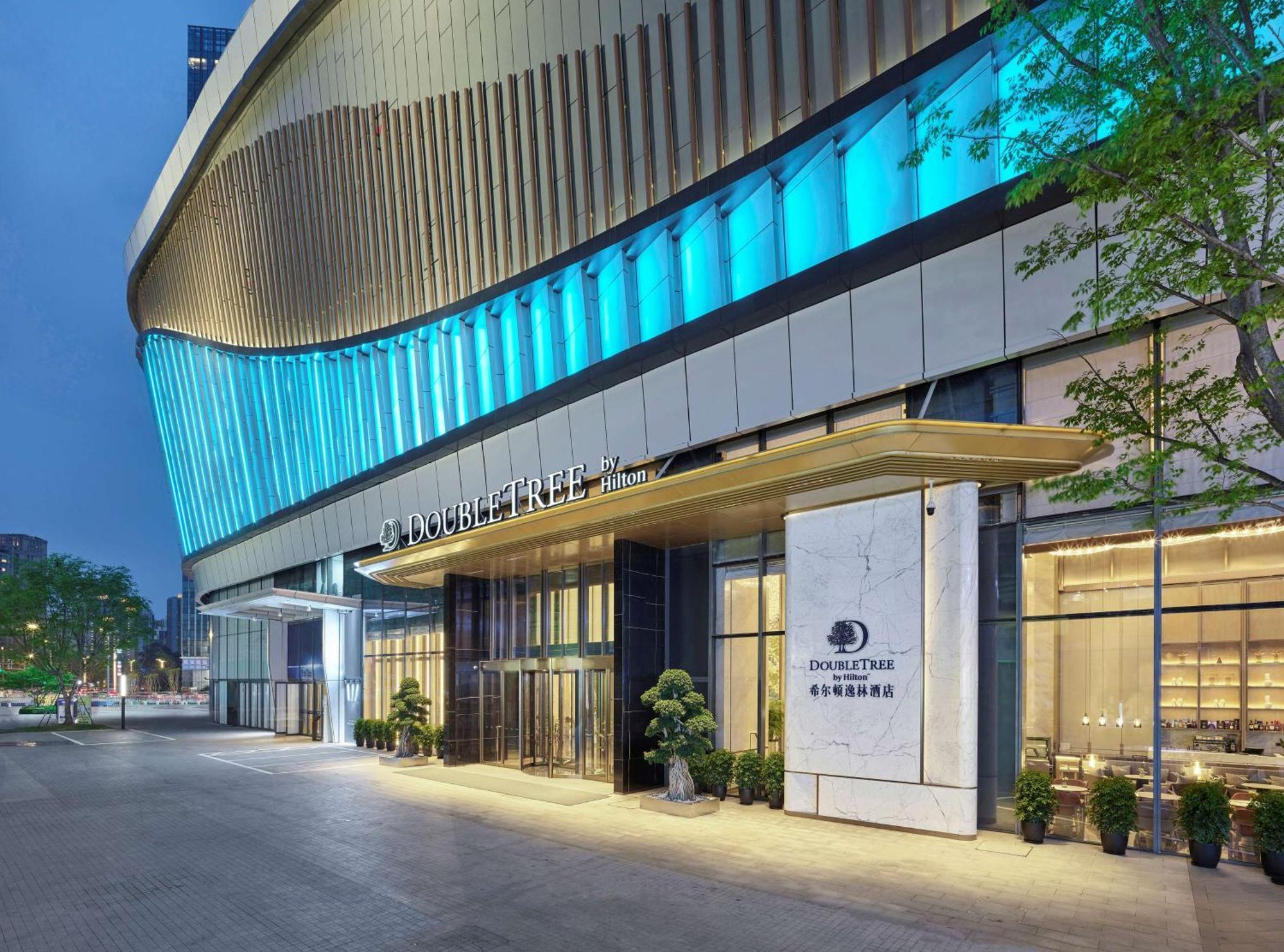 Doubletree By Hilton Chengdu Riverside - Close To Panda Base And Chengdu East Railway Екстериор снимка